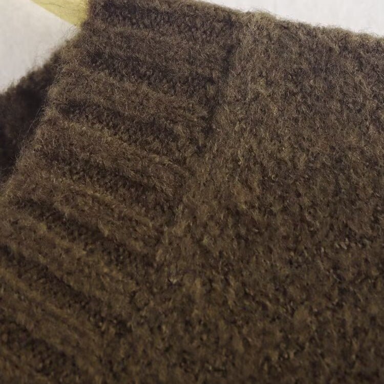 Women's Vintage Silhouette Comfortable Knitwear