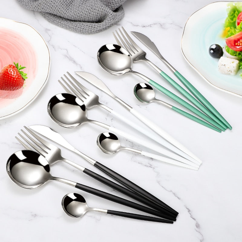 Two Tone Design 4 Pcs Cutlery Set